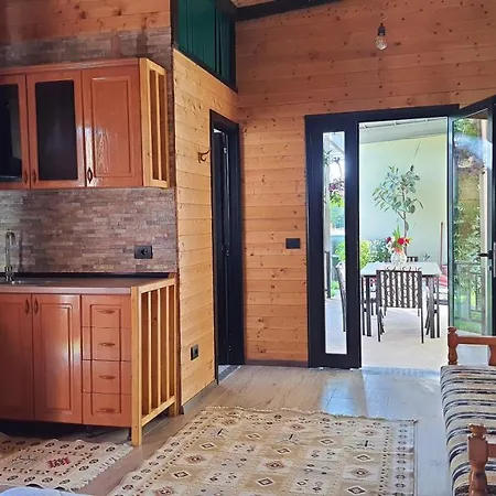 Margjelo's Twin In The Garden * شكودر