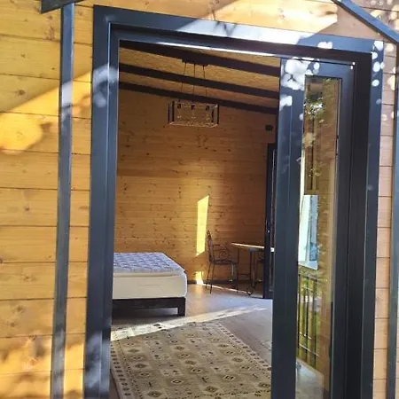 Margjelo's Twin In The Garden *