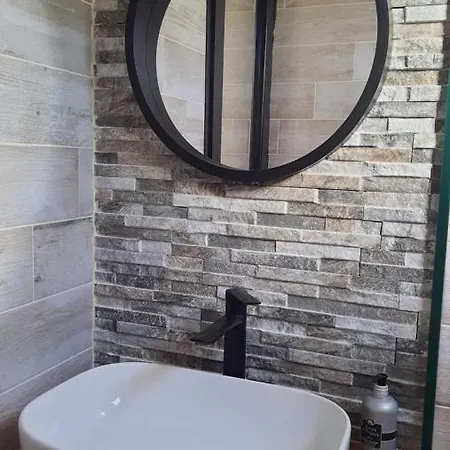 Margjelo's Twin In The Garden Shkoder