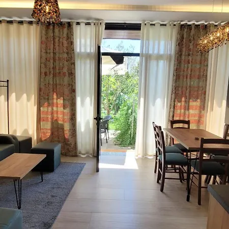 Margjelo's Twin In The Garden